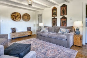 Stunning Fall Escape at Tesuque Outpost